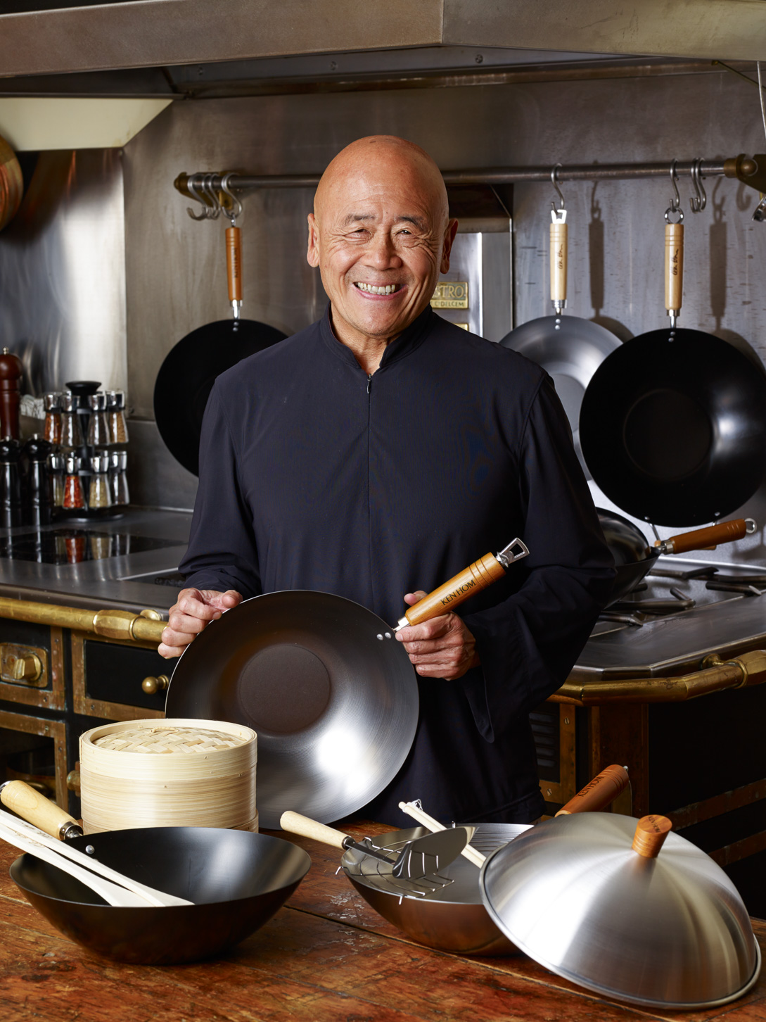 Ken Hom - zakladateľ značky